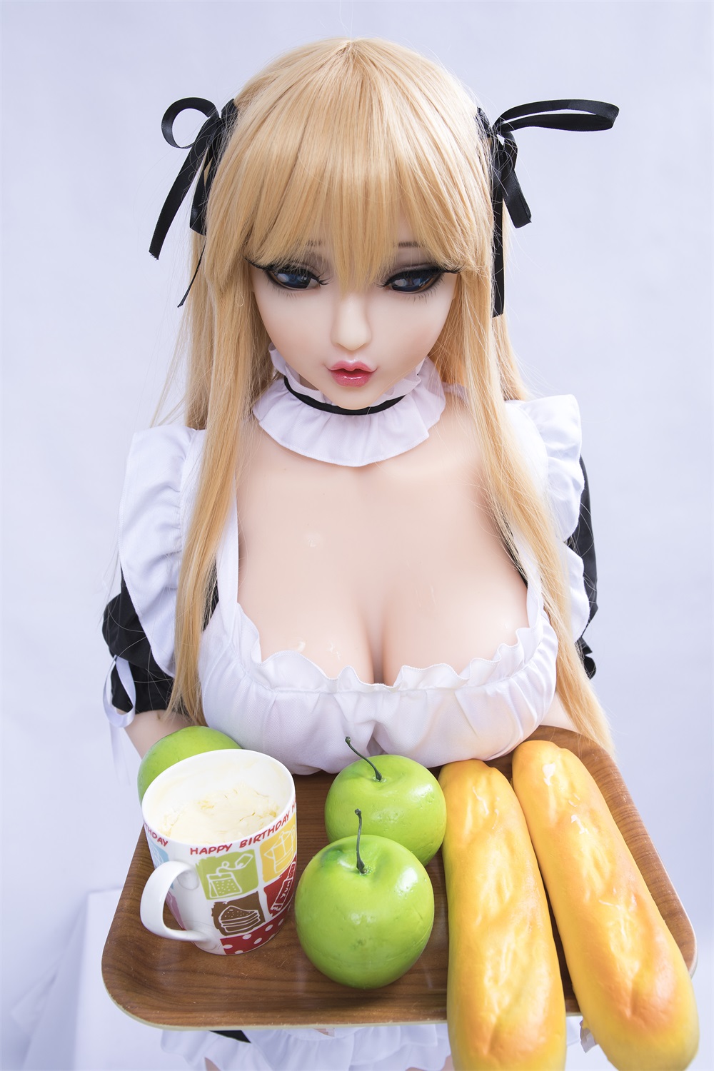 Junge japanische Sexpuppe